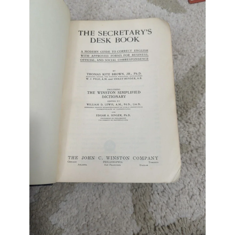 The Secretary's Desk Book 1932 Thomas Kite Brown John C Winston Comp‎ EXCELLENT